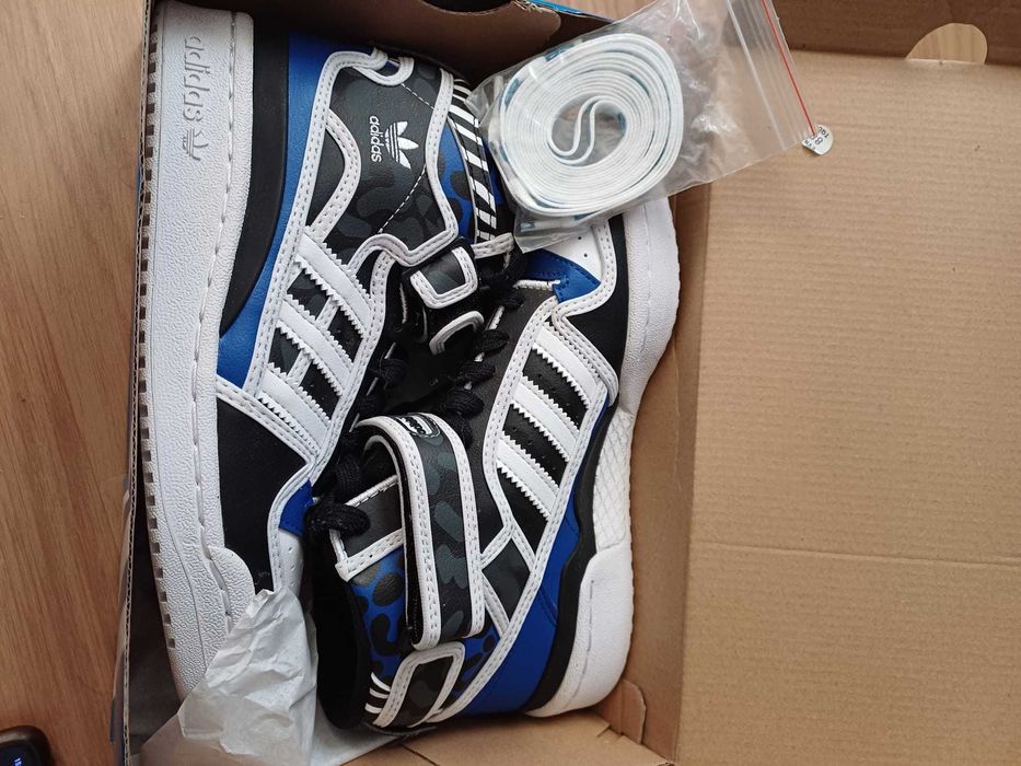 Adidas forum w mid nepurtati,in cutie marimea 36