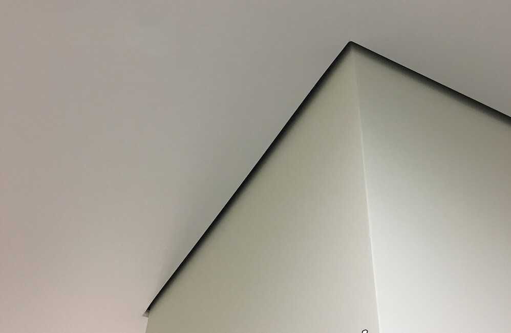 Световая линия, профиль для натяжного потолка