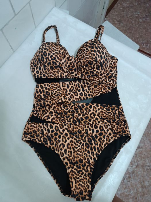 Продам купальник обсолютно новый .Не подошёл размер .