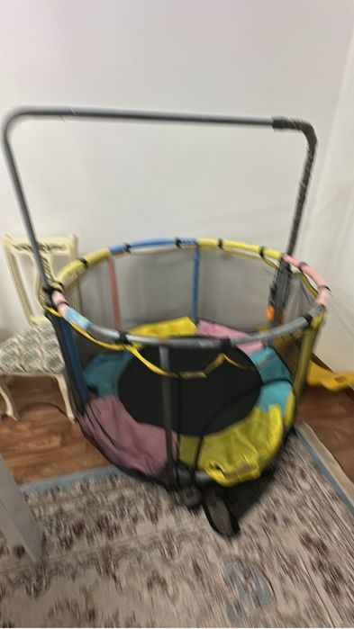 Балаларға арналған батут