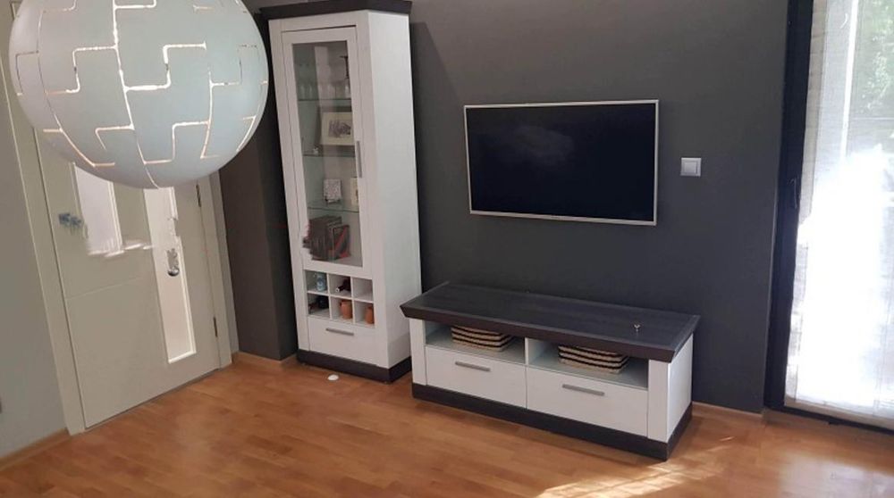 Дава се под наем Тристаен апартамент в София, Хиподрума - 85 кв.м за 850 € - Снимка #1