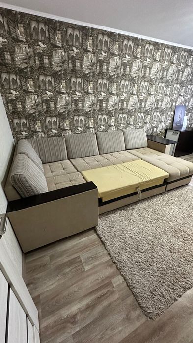 Диван 3,3 м., б/у