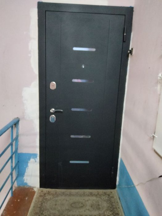 Qibray markazida 3 xonali uy sotiladi 77 serya