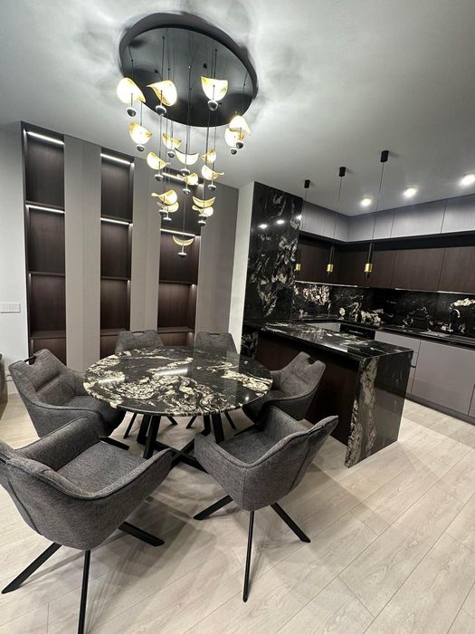 Тристаен,за продажба , кв.Кръстова вада