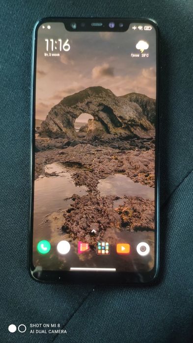 Продам Xiaomi MI8 64/6