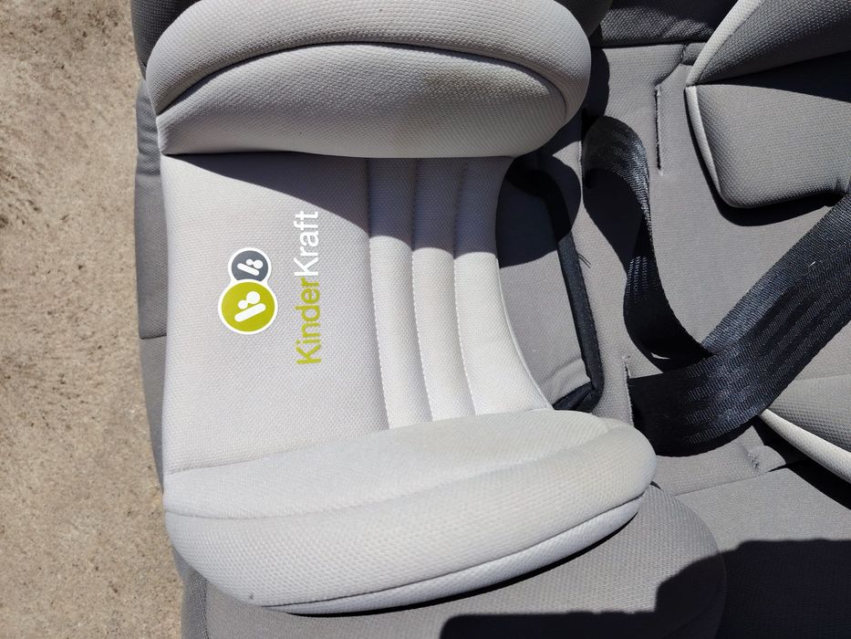 Vând scaun auto Kinderkraft