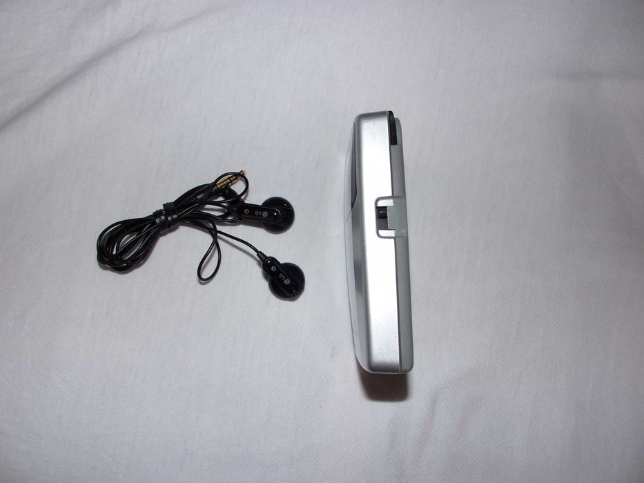 Radio Sony SRF-S16 cu casti