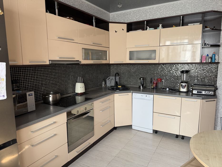 Продам кухонный гарнитур