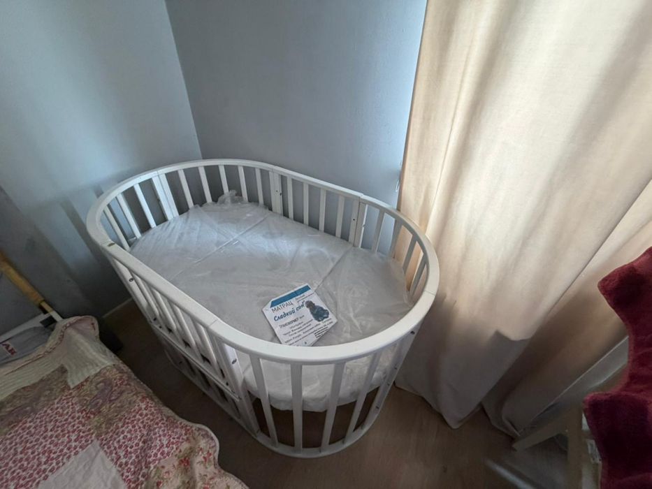 Детская кровать белая