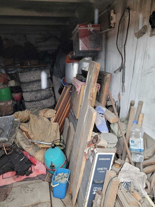 Продам гараж.Имеется погреб.