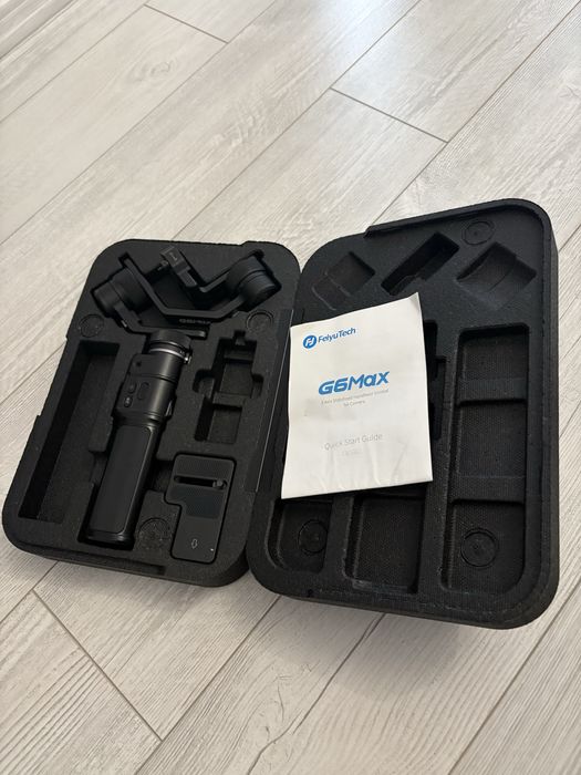 Sony zv e10 Mirroless + Tamron 17-70