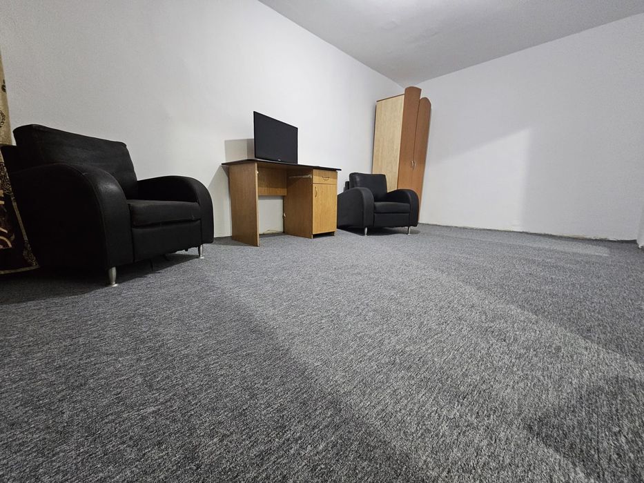 Închiriez/Vând Garsonieră confort 1 30mp sau o dau cu 17.000e Rovinari