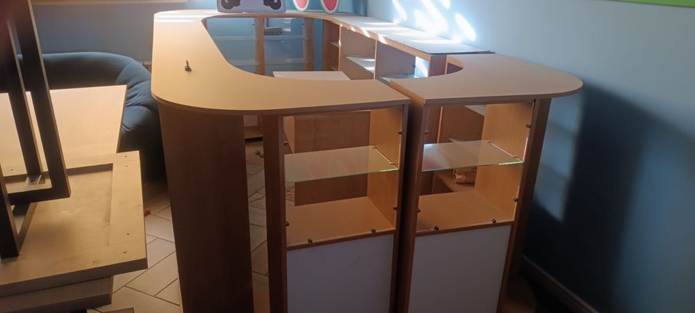 Мебель в хорошем количестве