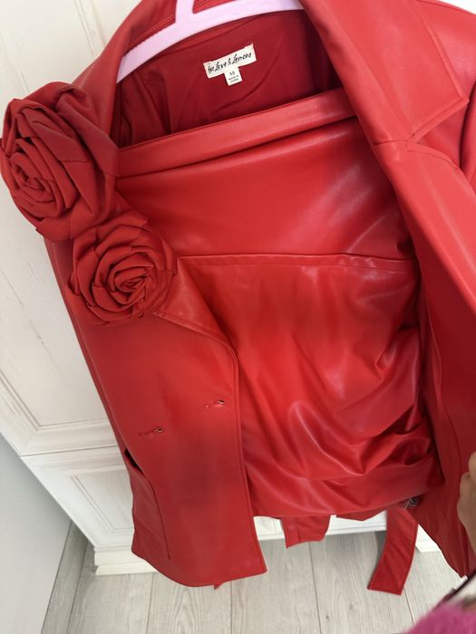 Яке+рокля САЩ, цена за 1 брой = 50 лв.