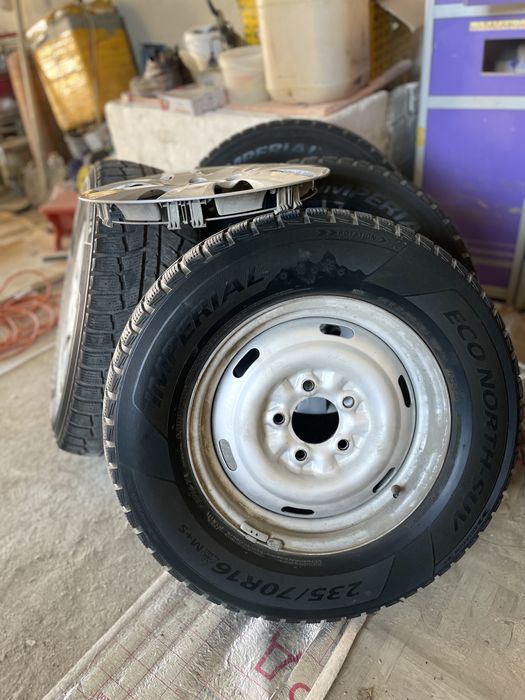 Покрышки с дисками на внедорожник