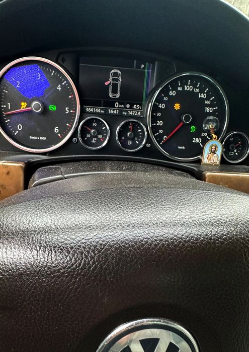 Vând Volkswagen Touareg diesel V6 TDI 3.0 Automat 4x4 permanent perne aer an 2008 înmatriculat