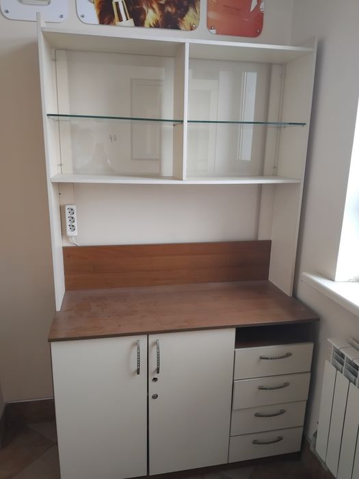 Продам ветриные шкаф