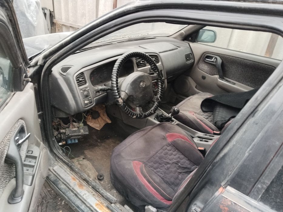 Ниссан примера п11+ На разбор