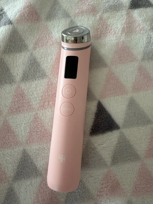 Medicube Age- R Booster Pro + подарък