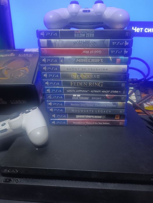 Продам приставку ps 4