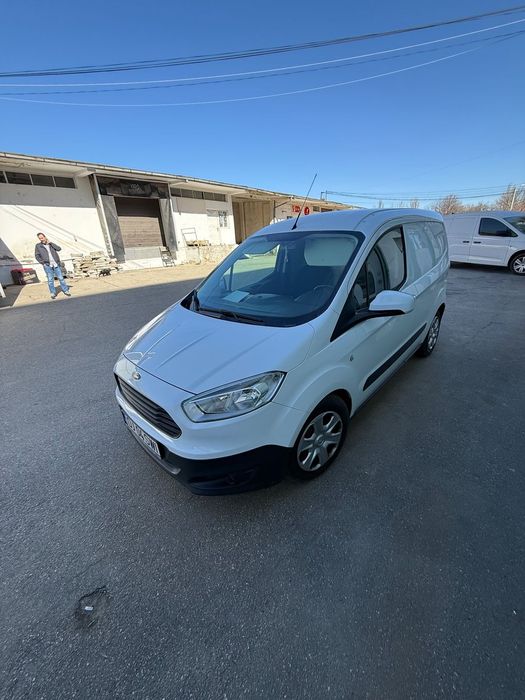 FORD Courier 2017 — imagine 2