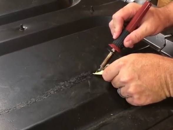 Reparatii piese plastic, sudura plastic, lipituri plastic