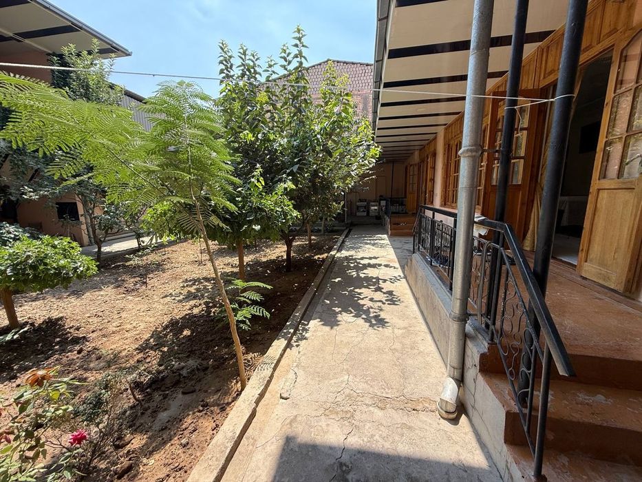 Продаётся дом в Кибрайском районе 5,5 соток