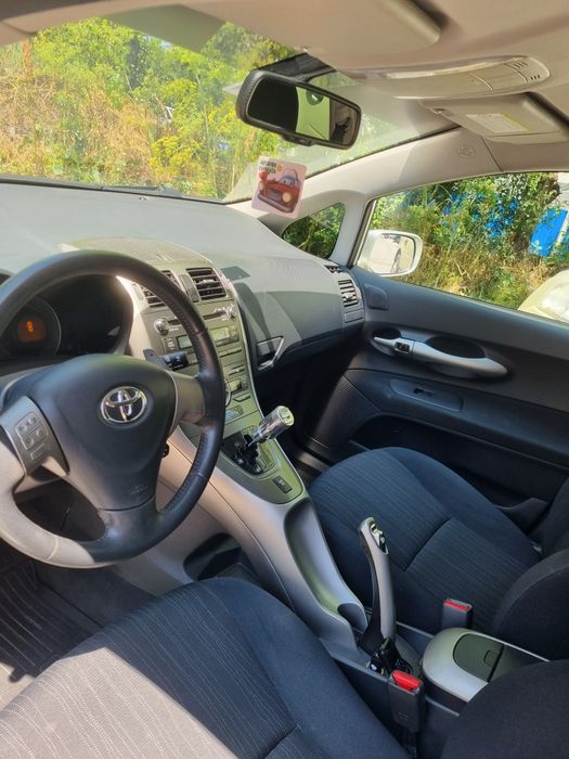 Toyota Auris 1.6