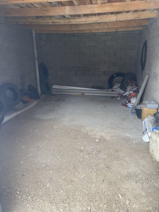 Продаю квартиру с гаражом