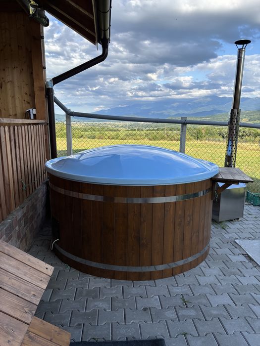 Inchiriez Cabana Tocile jud. Sibiu - Casa din Poiana