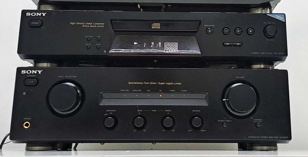 Linie Audio Hi-Fi Sony Amplificator TA-FE370 si CD XE370