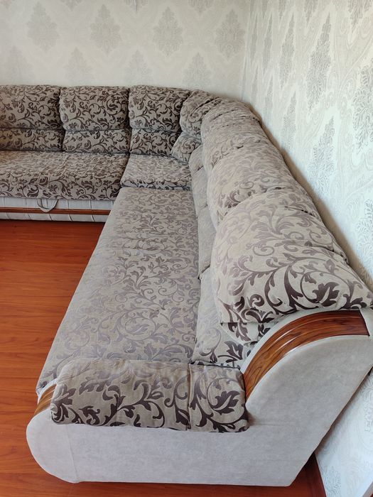 Угловой диван с креслом