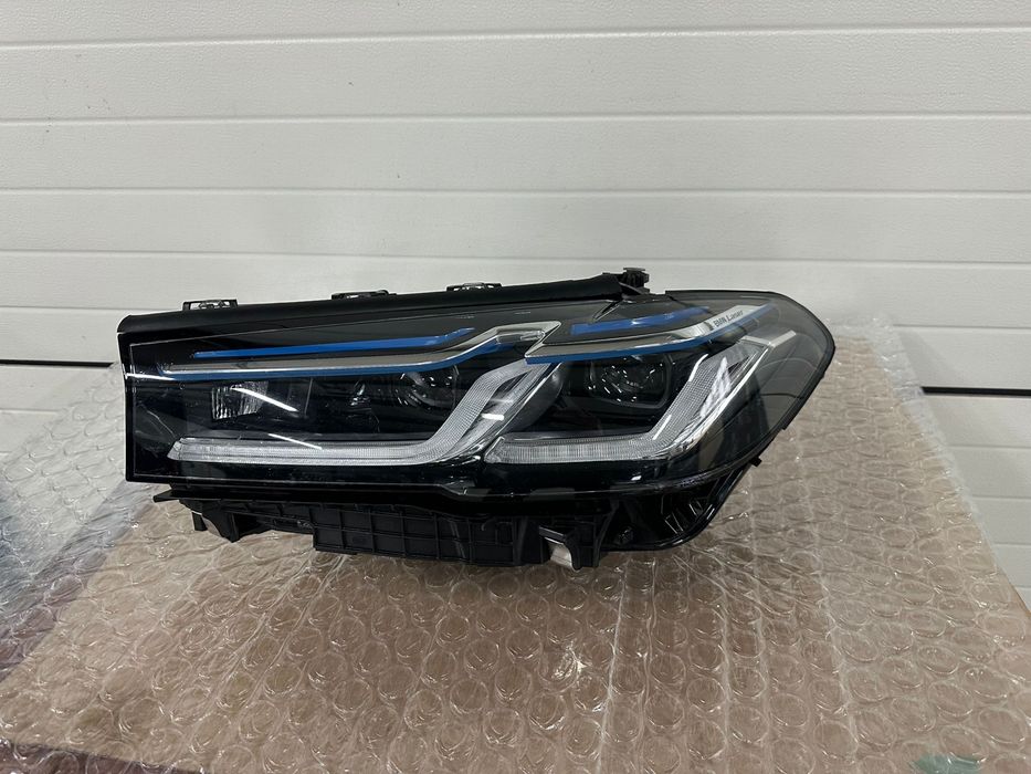 ляв фар за bmw 5 g30 g31