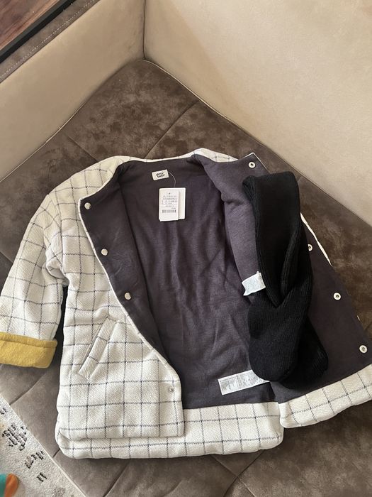 Продается куртка на мальчика 3,5-4,5 года