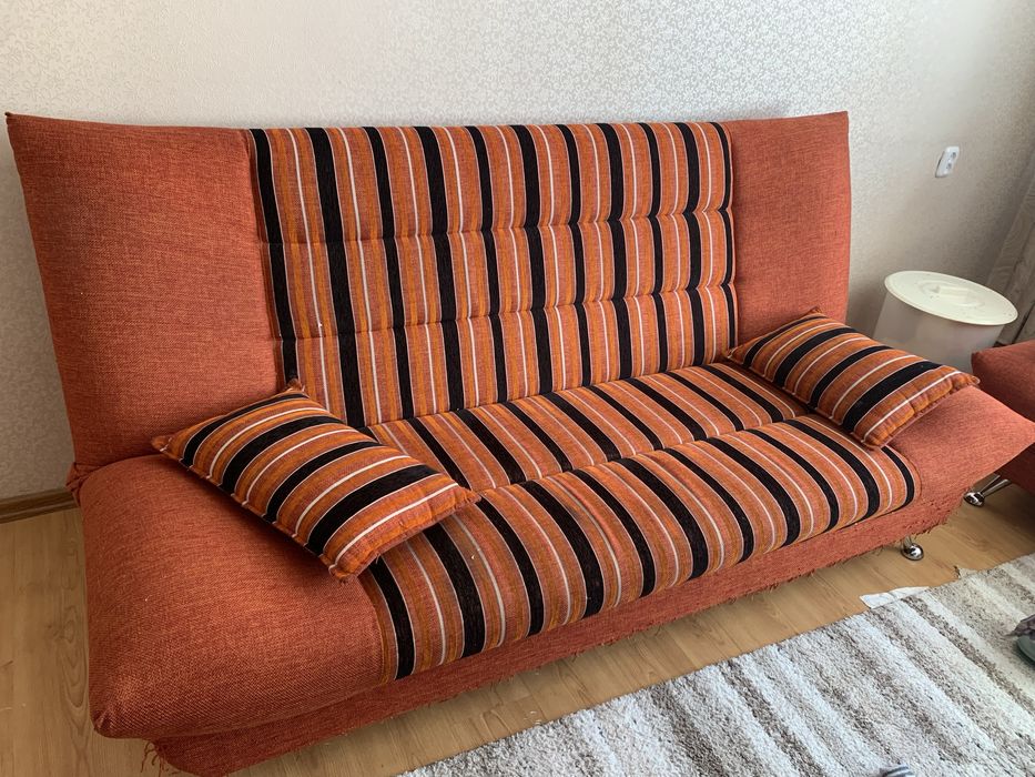 Мягкий уголок для гостиной