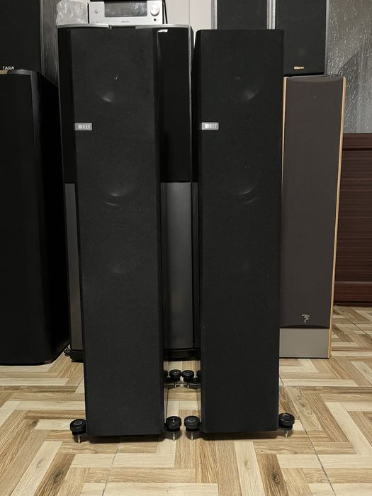 Boxe KEF-Q500 Black