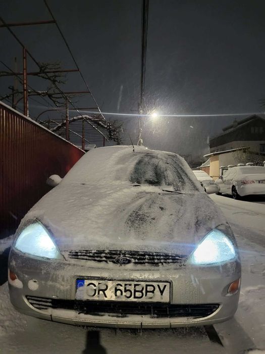 FORD Focus 2000 — imagine 3