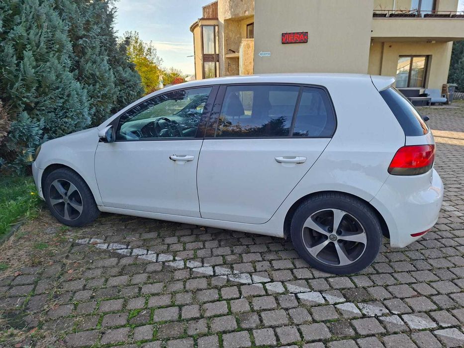 VOLKSWAGEN Golf 2011 — imagine 4