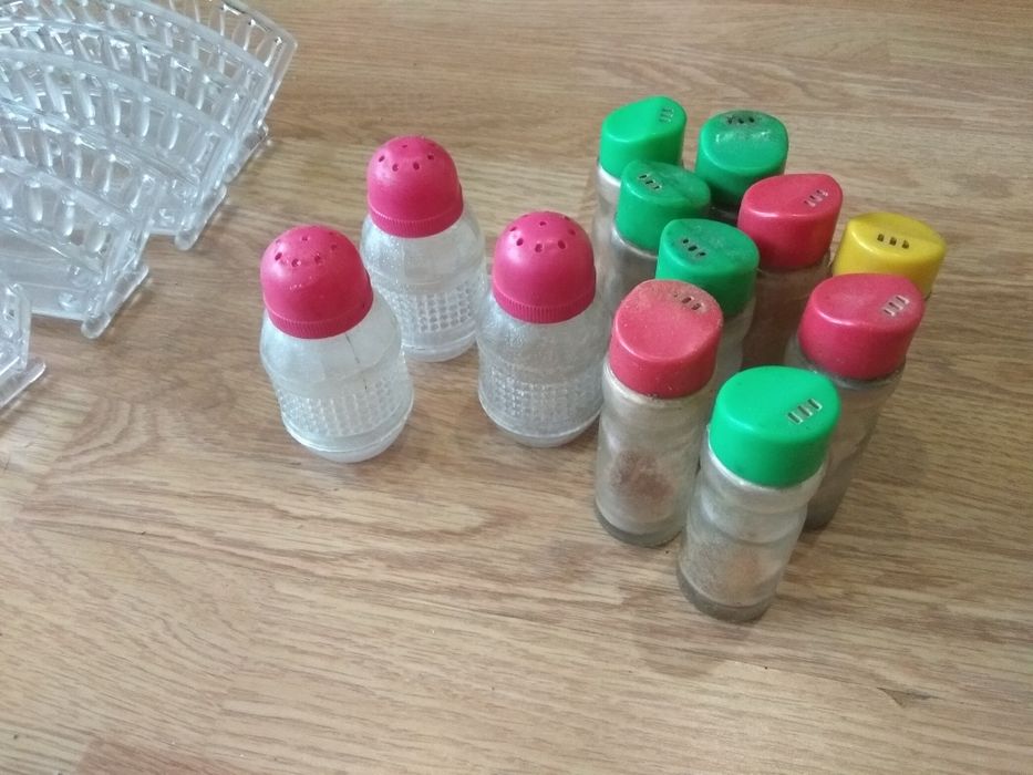 Продам салфетницу, перечницу, солянку