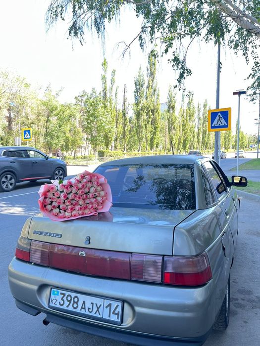продам ваз 2110.