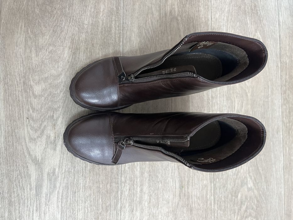 Продам обувь  весна-осень