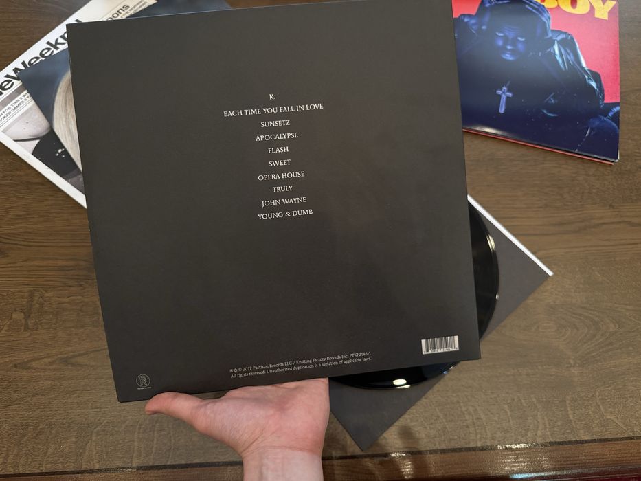 Виниловая пластинка группы Cigarrettes after Sx