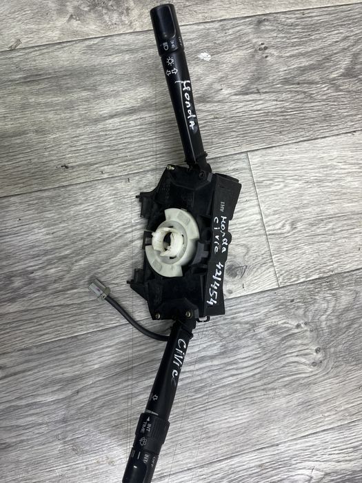 Гитара на Хонда Цивик с Германии.