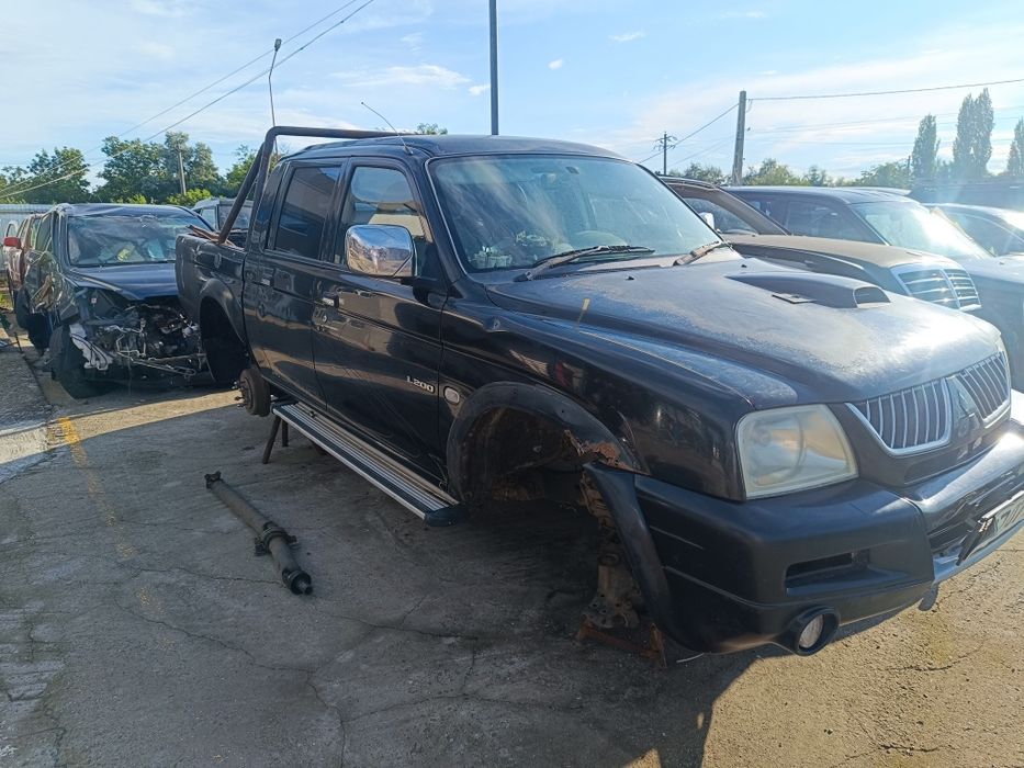 Dezmembrez Mitsubishi l200 fabr 1997-2006