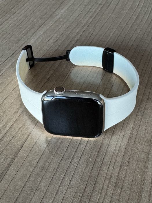 Apple watch 5 stainless steel saphire
