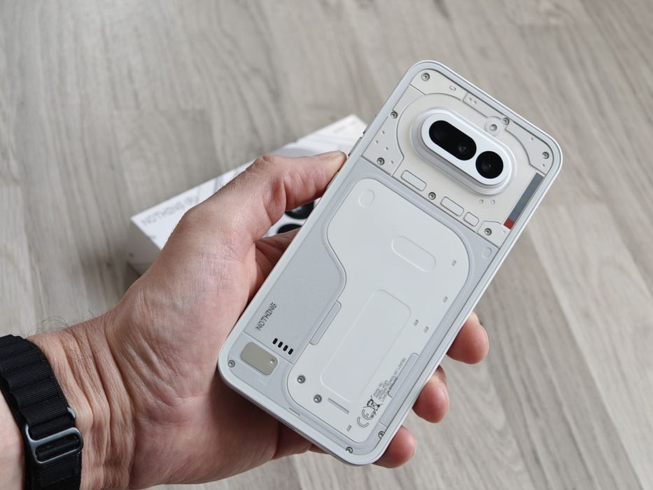 Nothing Phone (4a) NOU cu 12 + 256 GB