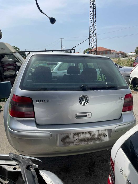 Голф 4 1.6 на части / Vw golf 4 1.6 i на части
