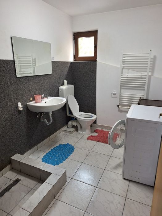 Închiriez garsonieră confort1