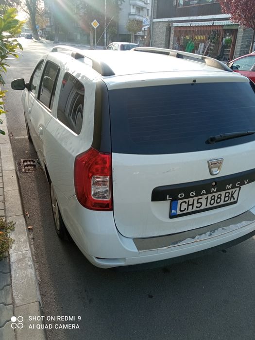 Продавам Dacia logan MCV