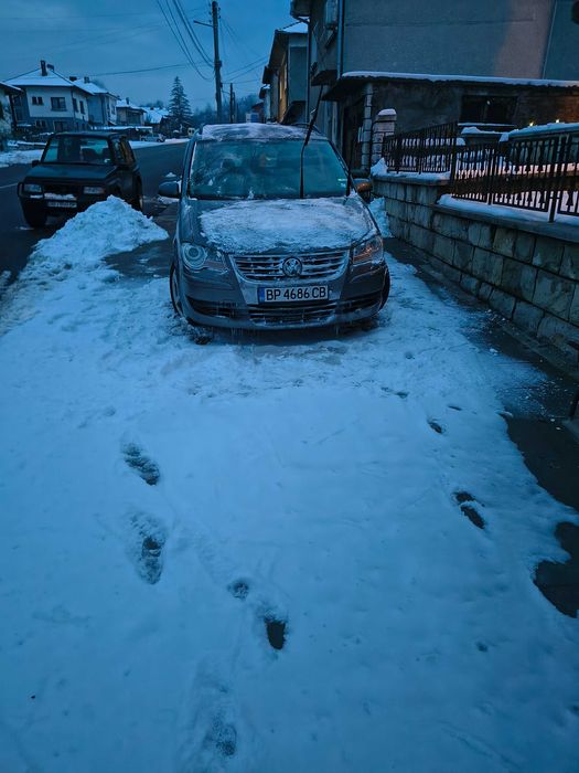 Vw туаран 2.0  i